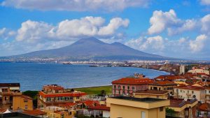 Napoli panoramica col Vesuvio